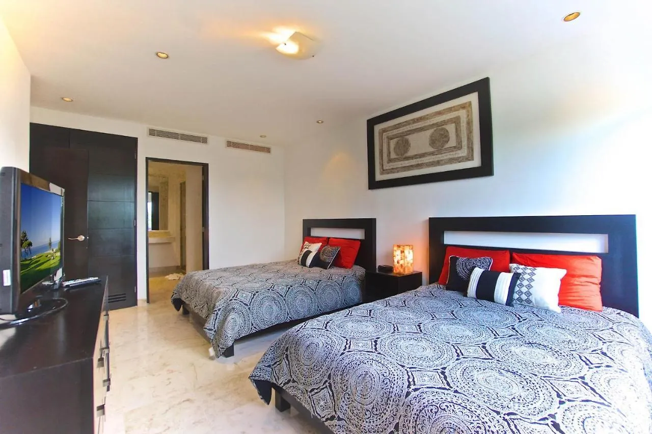 Elements Penthouse 14 Condo 신데 델 카르멘
